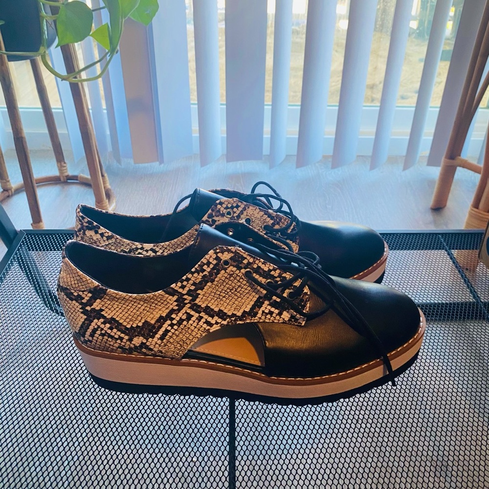 Snakeskin Platform Loafer Shoes